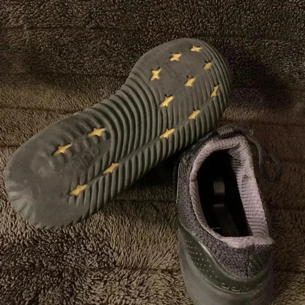 Adidas Questar Flow - Picture 3 of 4